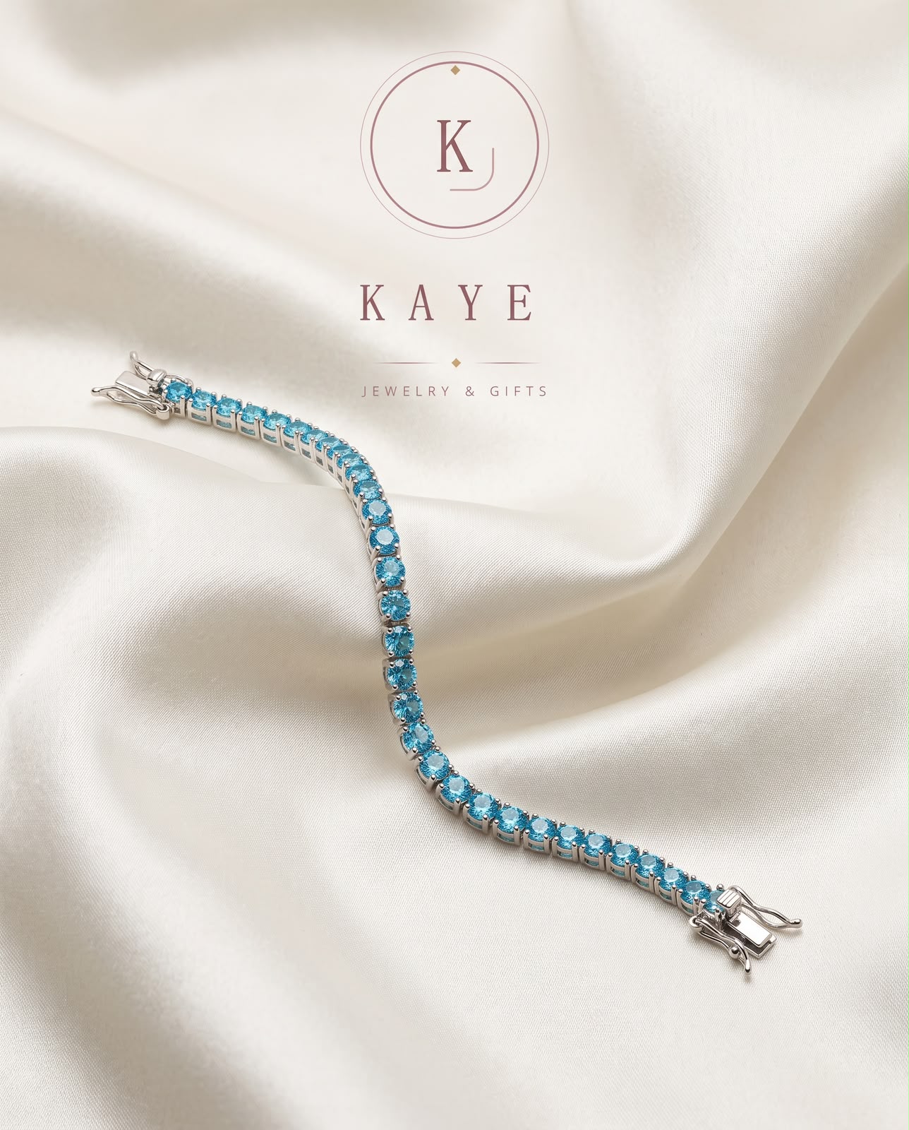 Blue Classic Round-Cut Tennis Bracelet